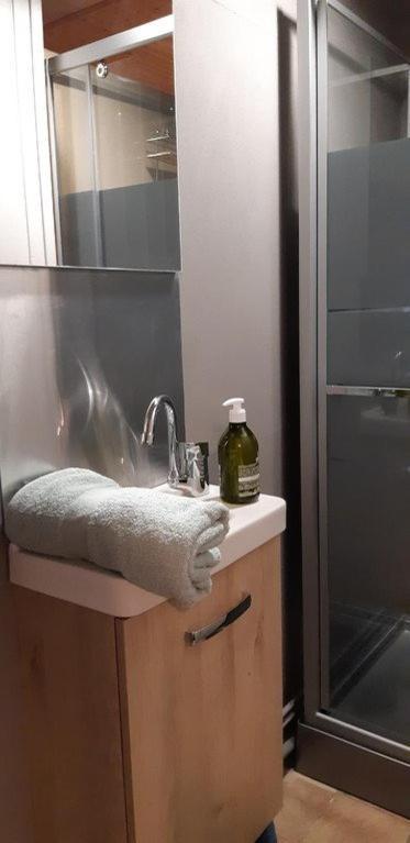 Gite Le Chalet Vert , Pret De Raquettes Frambouhans Buitenkant foto